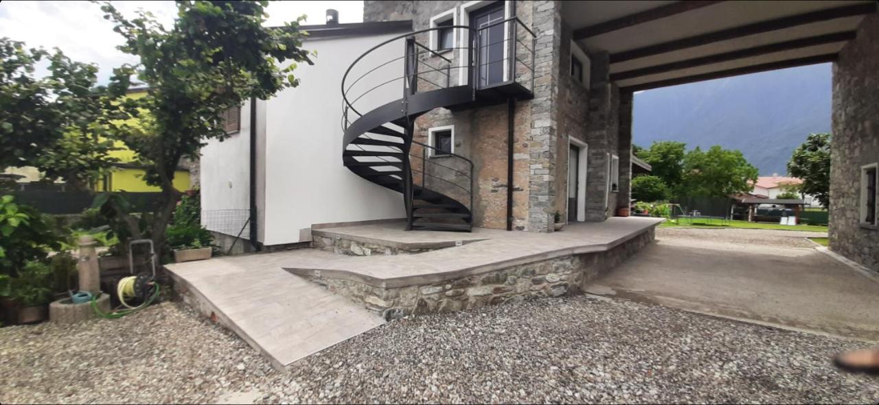 Casa Vacanze Zia Vivina B N Sorico Luaran gambar