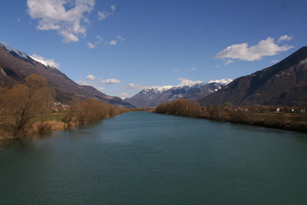 Casa Vacanze Zia Vivina B N Sorico Luaran gambar